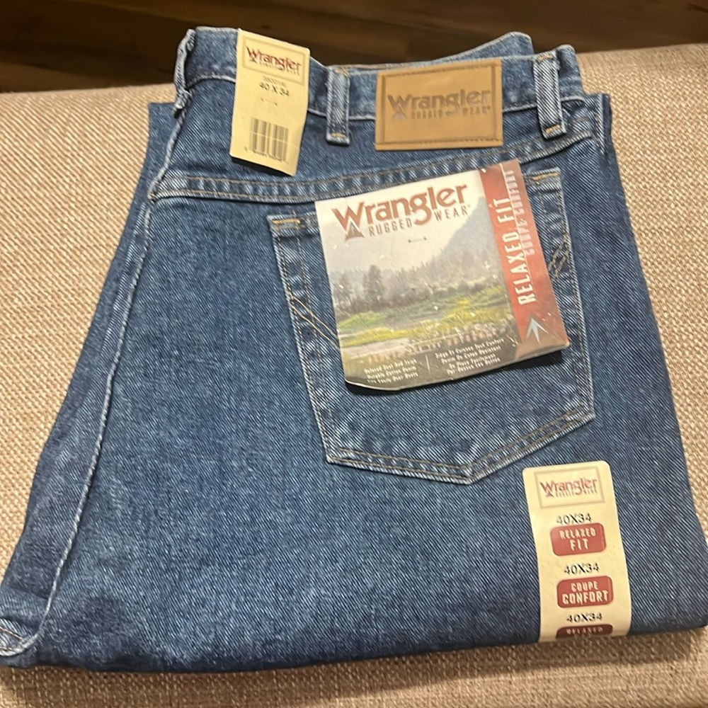 COPY - Wrangler jeans 40 x 34 Rugged wear relaxed fit. 35001AI. Men’s hunting p…